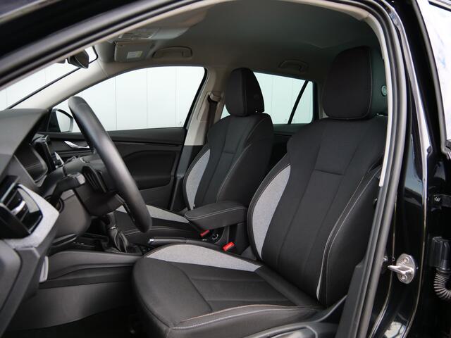 Skoda Kamiq 1.0 TSI Business Edition 116 Pk Automaat DAB / Apple Carplay / Camera / PDC