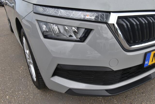 Skoda Kamiq 1.0 TSI Ambition , CR CONTR , NAVI VIA APP , LMV17 , BL TOOTH , AIRCO ,