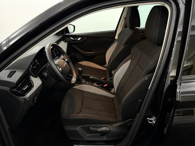Skoda Kamiq 1.0 TSI Black Dots Camera, Apple carplay, Stoelverwarming, Virtual desk, Keyless start, Cruise control, A start stop, 1 jaar garantie