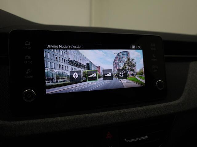 Skoda Kamiq 1.0TSI/115PK DSG Selection · Apple/Android · Camera + Parkeersensoren · Stoelverwarming · Garantie t/m 24-02-2029 of 60000km