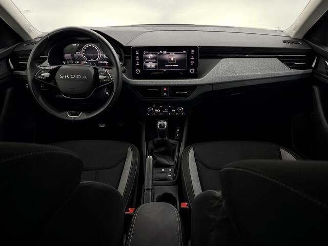 Skoda Kamiq 1.0 TSI Business Edition Camera, Apple carplay, Stoelverwarming, Virtual desk, Keyless start, Cruise control, A start stop, 1 jaar garantie