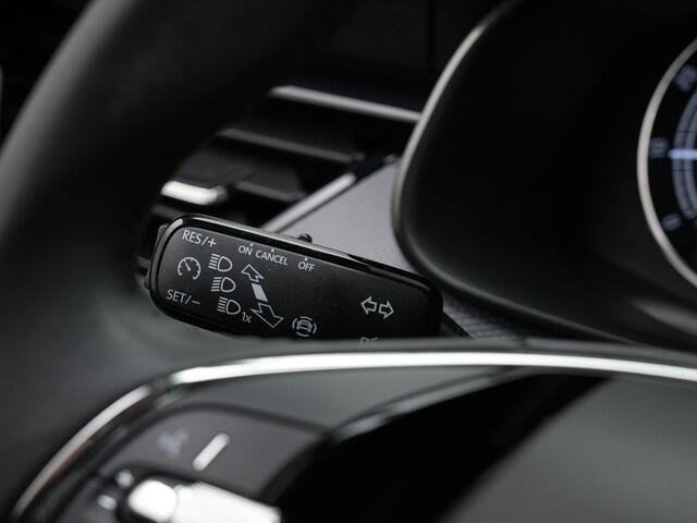 Skoda Kamiq 1.0 TSI 110 pk Ambition | Cruise Control | Apple Carplay | Parkeersensoren achter