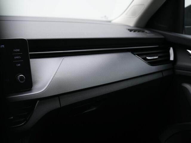 Skoda Kamiq 1.0 TSI 110 pk Ambition | Cruise Control | Apple Carplay | Parkeersensoren achter