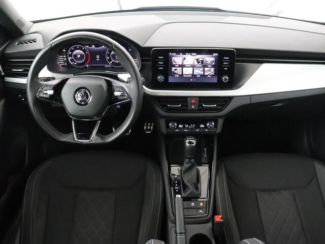 Skoda Kamiq 1.0 TSI Sport | Automaat | Camera | Carplay | Virtual Cockpit | Sportstoelen | Climate control | Full LED | Cruise control | Getint glas | Bluetooth