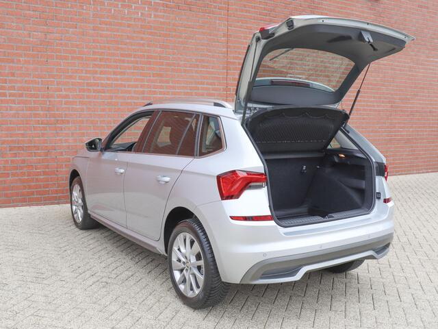 Skoda Kamiq 1.0 TSI 110pk DSG Style Navigatie Apple Carplay/Android Auto Adaptive Cruise control Parkeer sensoren Lichtmetalen Velgen