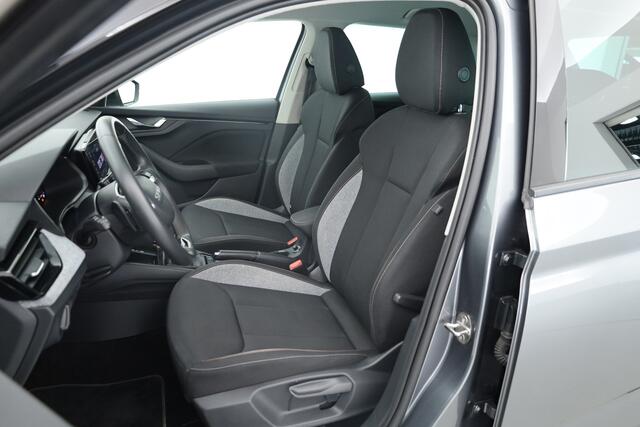 Skoda Kamiq 1.5 TSI ACT Sport 150pk | Digi. Cockpit | Camera | Stoelverw. | PDC | Apple CarPlay | All Seasons | 17'' | Cruise |