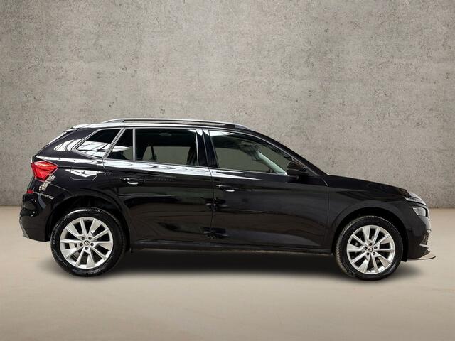 Skoda Kamiq 1.0 TSI Sport (VIRTUAL COCKPIT, APPLE CARPLAY, GROOT NAVI, PARKEERSENSOREN, SPORTSTOELEN, GETINT GLAS, CRUISE, NIEUWE APK, NIEUWSTAAT)