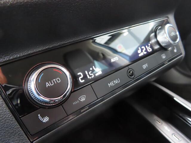 Skoda Kamiq 1.0 TSI Style DSG | lederen bekleding | stoelverwarming | navi | camera | adaptive cruise control