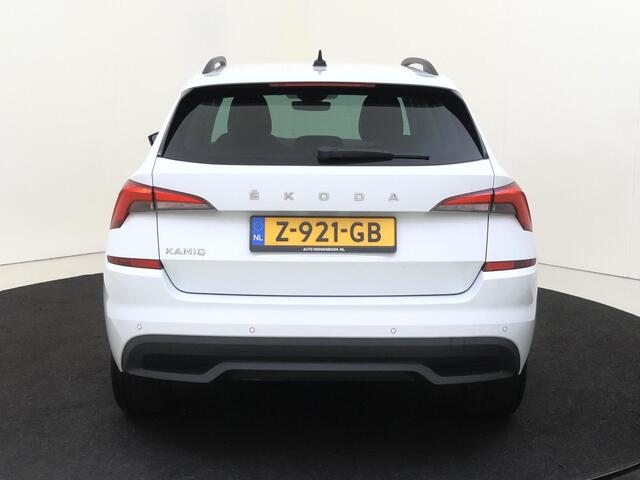 Skoda Kamiq 1.0 TSI Ambition | CarPlay | Cruise control | Climate control | Parkeersensoren achter | Lane- en frontassist | Bluetooth |