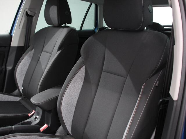 Skoda Kamiq 1.0 TSI 115pk Automaat Business Edition Navigatie Android Auto / Apple Carplay Climate Control Camera Parkeer sensoren Lichtmetalen Velgen Dab Digitale Cockpit Keyless Led Cruise Control