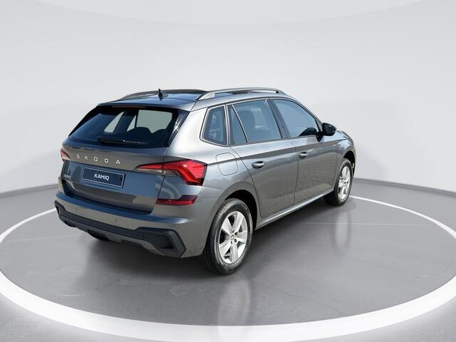 Skoda Kamiq Selection 1.0 TSI 85 kW / 115 PK SUV 6 versn. Hand | Metallic Lak | 16'' Lichtmetalen Velgen | 1.000,- inruilvoordeel!!
