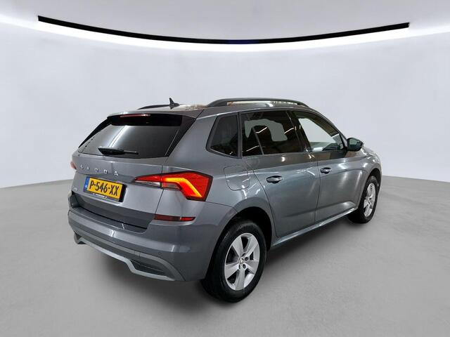Skoda Kamiq 1.0 TSI Ambition / Digitaal dashboard / Navigatie / App connect / Parkeersensoren achter /