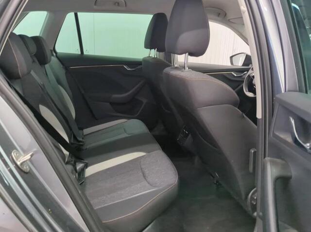 Skoda Kamiq 1.5 TSI 150Pk Automaat ACT Business Edition / Trekhaak / Pdc.+Camera / Airco-ecc./ Navigatie /