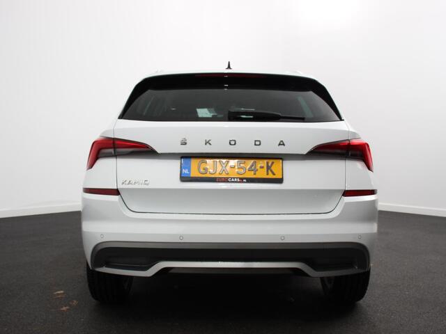 Skoda Kamiq 1.0 TSI 110pk DSG Style Navigatie Apple Carplay/Android auto Parkeersensor achter Cruise Control Verwarmbare voorstoelen Extra getint glas Climate Control Digitale Cockpit