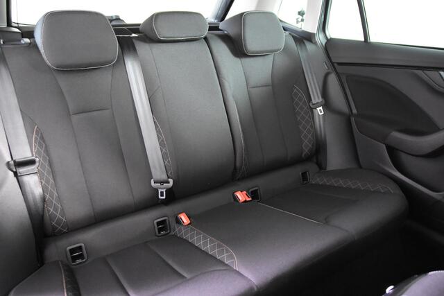 Skoda Kamiq Ambition DSG *1ste Eigenaar*Navigatie*Stoelverwarming*
