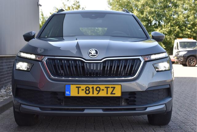 Skoda Kamiq 1.0 TSI Sport Business Sportstoelen, Cruise, Stoelverwarming, Carplay, PDC, DAB