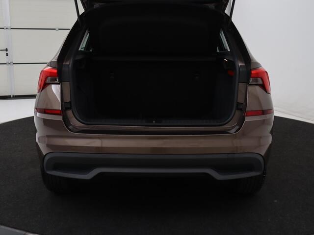 Skoda Kamiq 1.0 TSI Active | Camera | Cruise control | Bluetooth | Carplay | DAB+ | Airco | Full LED