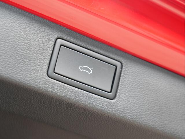Skoda Kamiq 1.0 TSI 115pk Monte Carlo Panoramadak Navigatie Camera Clima 288