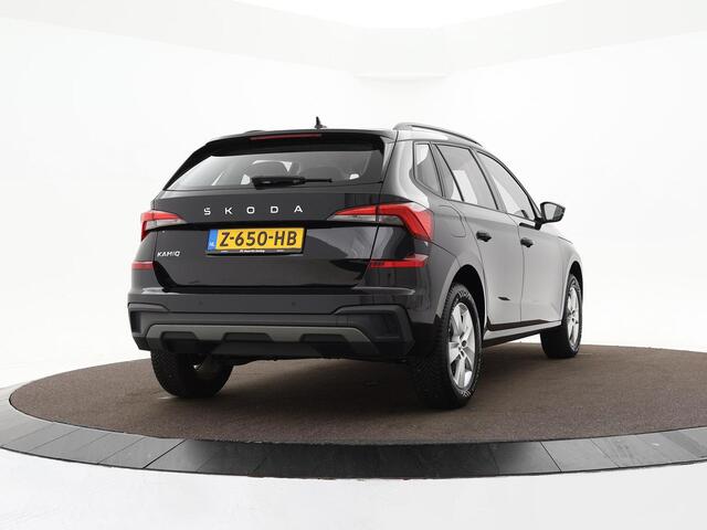 Skoda Kamiq 1.0 TSI 115pk DSG Selection · Apple/Android Car Play · P-Sensoren · Cruise Control · DAB · 16'' Inch · Garantie t/m 01-05-2028 of 100.000km