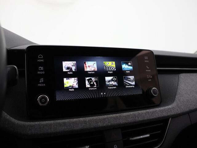 Skoda Kamiq 1.0 TSI 115pk DSG Selection · Apple/Android Car Play · P-Sensoren · Cruise Control · DAB · 16'' Inch · Garantie t/m 01-05-2028 of 100.000km