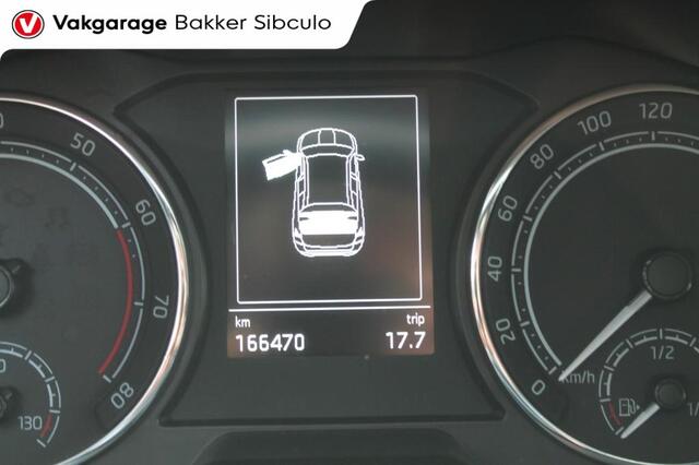 Skoda Kamiq 1.0 TSI AMBITION AIRCO CARPLAY CRUISE PDC TREKHAAK