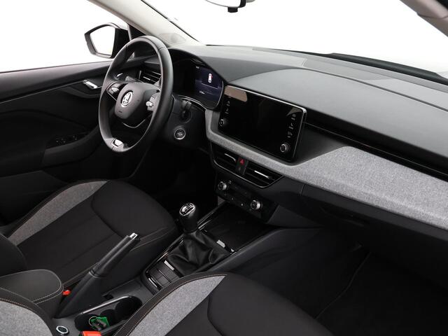 Skoda Kamiq 1.0 TSI 115pk Selection · Apple/Android Car Play · Cruise Control · P-Sensoren · 16'' Inch · Garantie t/m 18-06-2028 of 100.000km