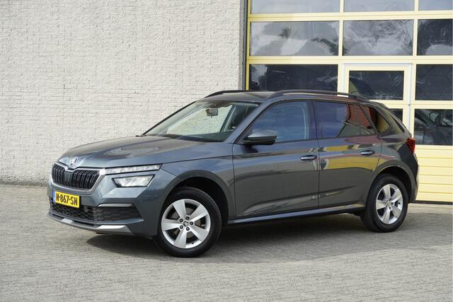 Skoda Kamiq 1.0 TSI Ambition BJ2022 Lmv 16" | Led V+A | Pdc | App-Connect | Airco | Cruise control | Extra getint glas