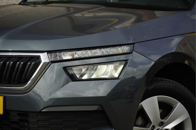 Skoda Kamiq 1.0 TSI Ambition BJ2022 Lmv 16" | Led V+A | Pdc | App-Connect | Airco | Cruise control | Extra getint glas