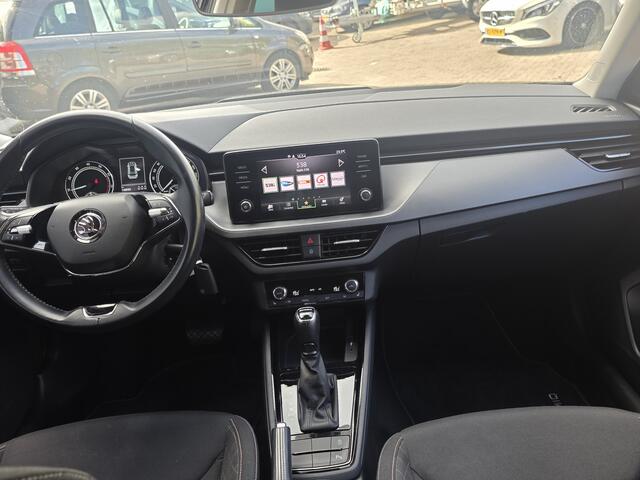 Skoda Kamiq 1.5 TSI ACT Sport Business NAVI AUTOMAAT CAMERA LM