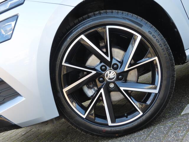 Skoda Kamiq 1.5 TSI ACT Monte Carlo DSG | pano dak | 4S banden | stoelverwarming | verwarmbare voorruit