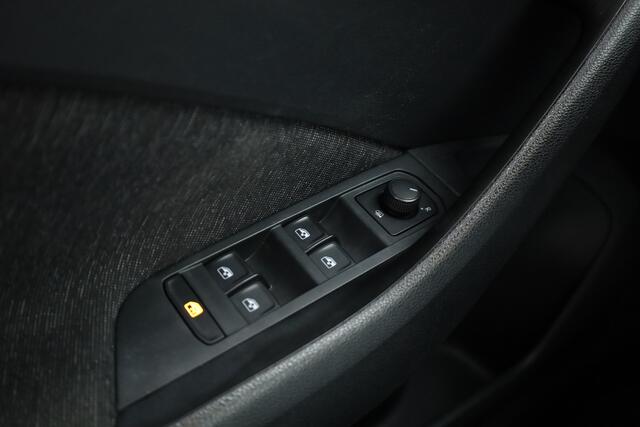 Skoda Kamiq 1.5 TSI ACT Business Edition DSG 150pk | Trekhaak | Apple CarPlay | Stoelverw. | All Seasons | Keyless | PDC A