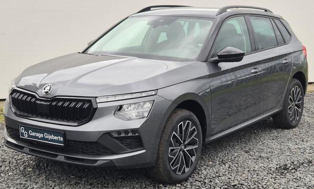 Skoda Kamiq 1.0 TSI Selection Camera achter - Keyless entree - Apple Carplay - Zwarte gril - 17 inch Wielen - Winter Pack - Keyless start - Privacy Glass - Virtual Desk - Zwart dak en A Stijl
