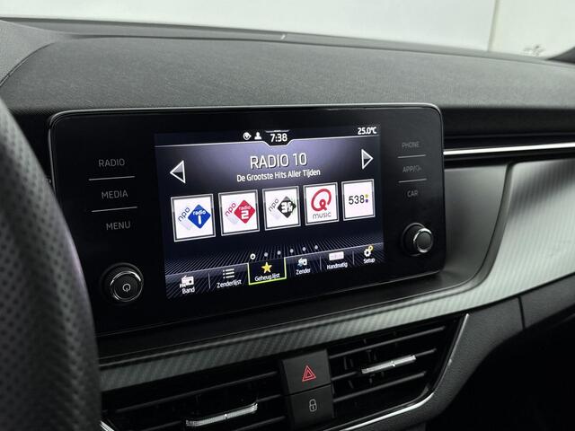 Skoda Kamiq 1.0 TSI Monte Carlo 110PK | Automaat | Panoramadak | Achteruitrijcamera | All Season Banden | Stoelverwarming | Sportstoelen | Apple CarPlay & Android Auto