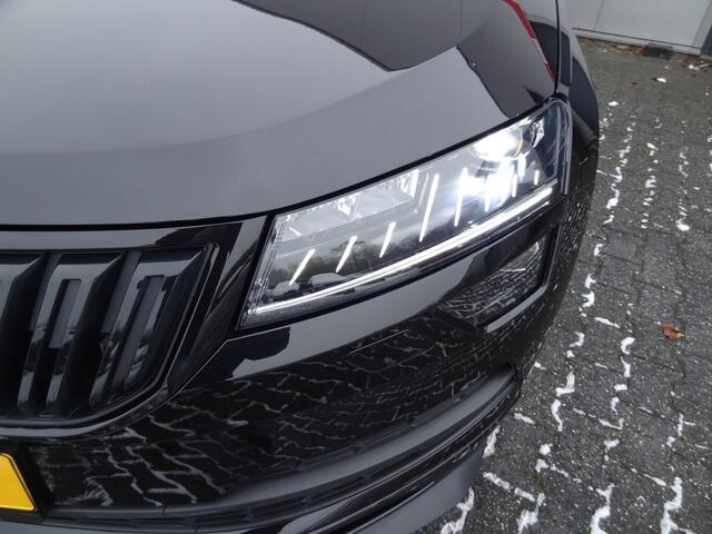 Skoda Karoq 2.0 TSI 4x4 Sportline Business | PANORAMA | VIRT.COCKPIT | NAVI | CAMERA | CANTON HI-FI