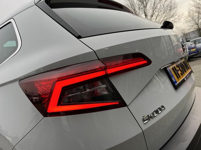 Skoda Karoq 1.0 TSI Ambition Business Airco ECC | Virtual | Panorama | Trekhaak | Stoelverwarming | NAP | Apple Carplay Android Auto | DAB | Isofix