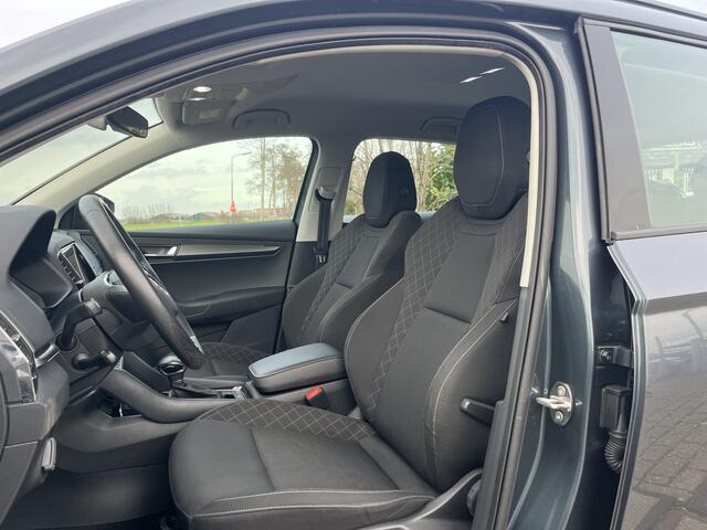 Skoda Karoq 1.5 TSI ACT Business Edition Automaat Verwarmde voorstoelen | trekhaak | DAB | Apple CarPlay/Android Auto