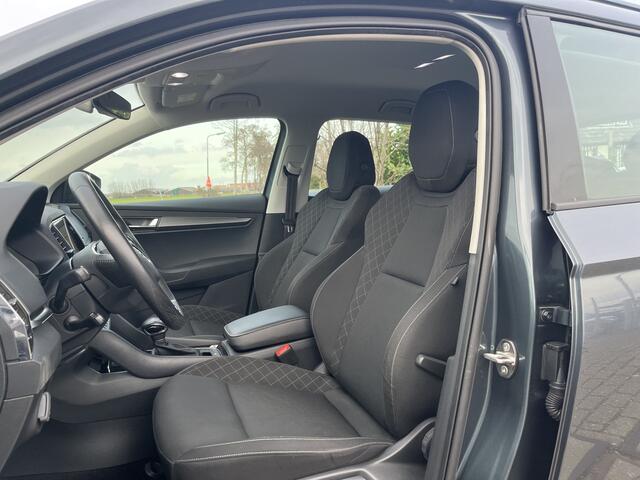 Skoda Karoq 1.5 TSI ACT Business Edition Automaat Verwarmde voorstoelen | trekhaak | DAB | Apple CarPlay/Android Auto