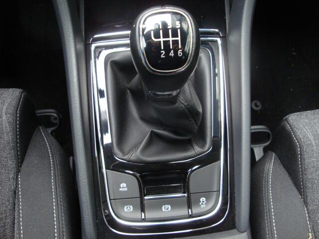 Skoda Karoq 1.5 TSI ACT Style / 150 PK
