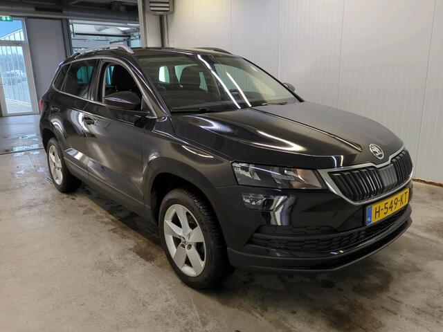 Skoda Karoq 1.0 TSI Ambition Business Navigatie Parkeersensoren Cruise Control Stoelverwarming Lichtmetalen velgen Climate Control
