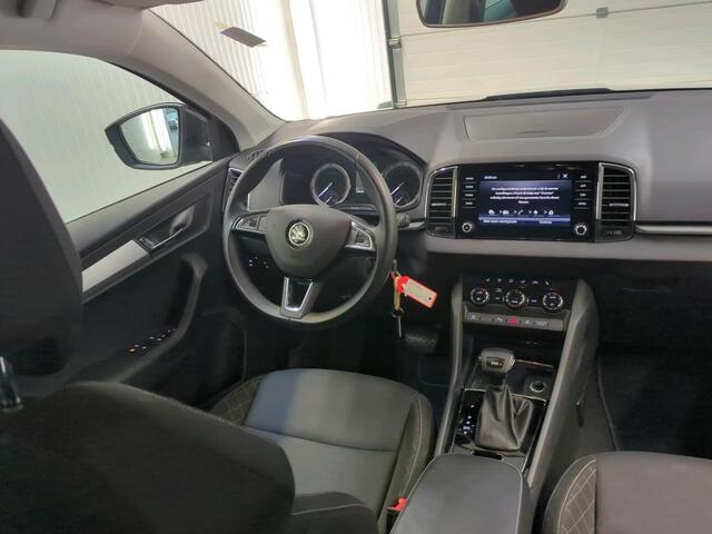 Skoda Karoq 1.0 TSI Ambition Business Navigatie Parkeersensoren Cruise Control Stoelverwarming Lichtmetalen velgen Climate Control