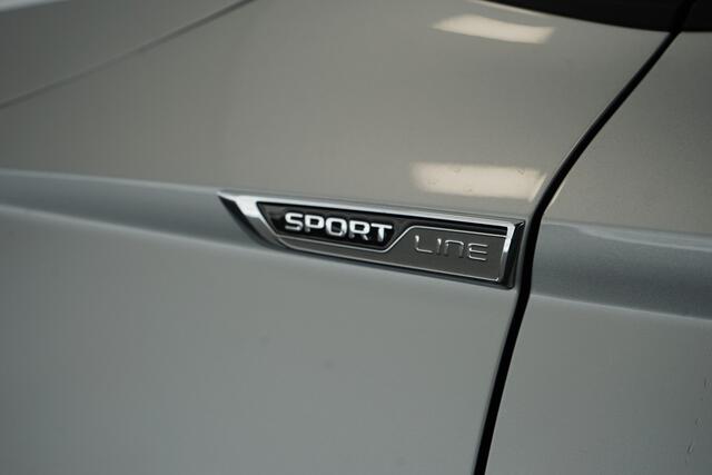 Skoda Karoq 1.5 TSI ACT Sportline Business | ACC | Pano | Trekhaak