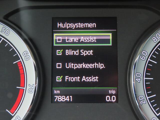 Skoda Karoq 1.5 TSI ACT Style DSG | trekhaak wegklapbaar | verwarmbare voorruit | elektrisch verstelbare stoel + geheugen | stoel + stuurwielverwarming | groot navi