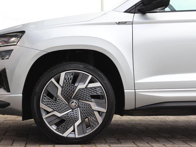 Skoda Karoq 1.5 TSI 150 pk DSG ACT Sportline Business | Navigatie | SmartLink | Camera | Climatronic | Adaptive Cruise | 19'' LM | LED | Keyless | Fabrieksgarantie tot 27-07-2026 of 60.000km |