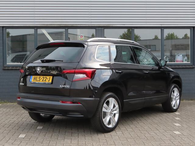 Skoda Karoq 1.5 TSI ACT Style DSG | Lederen bekleding | elektrisch verstelbare stoel + geheugen | camera | stoelverwarming |