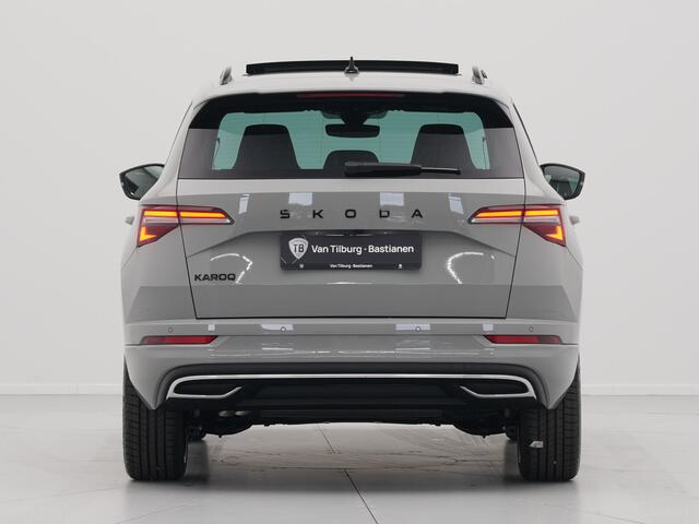 Skoda Karoq Sportline Business | Achteruitrijcamera | Airconditioning automatisch, 2-zone (Climatronic) | Cruise control met speedlimiter