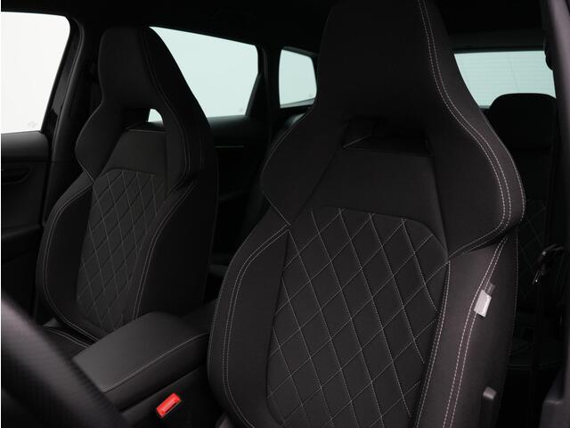 Skoda Karoq Sportline Business 1.5 TSI 150 pk DSG | Trekhaak | Matrix LED | Rondomzicht camera | Stoel-/achterbankverwarming | CANTON sound