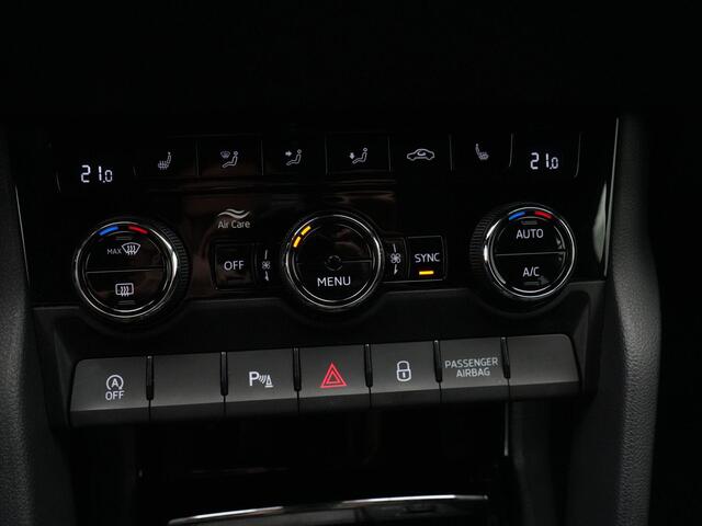 Skoda Karoq 1.5 TSI 150 pk DSG ACT Sportline Business | Panoramadak | Achteruitrijcamera | Navigatie | Stoelverwarming | Adaptive Cruise | Keyless Entry