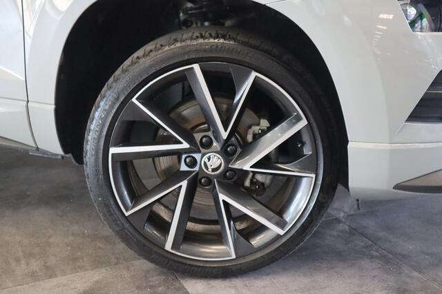 Skoda Karoq 1.5 TSI ACT Sportline Business CruiseControl Trekhaak Full-led