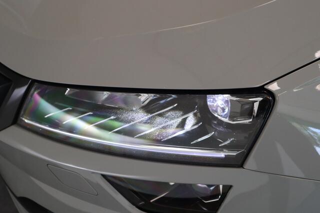Skoda Karoq 1.5 TSI ACT Sportline Business CruiseControl Trekhaak Full-led
