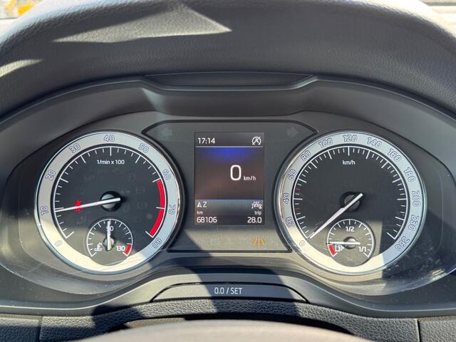 Skoda Karoq 1.0 TSI Ambition - Navi - Pan dak - leer - elctr trekhaak